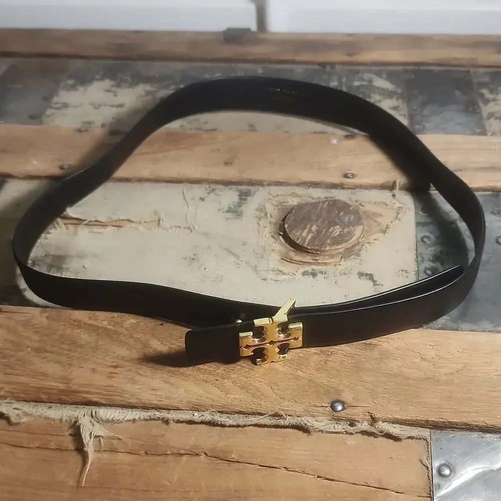 Tory Burch Women’s Skinny Fashion Belt Black/Gold Logo Buckle Adjustable XS